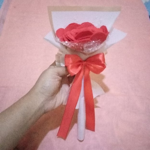 Buket Bunga Mawar Palsu 