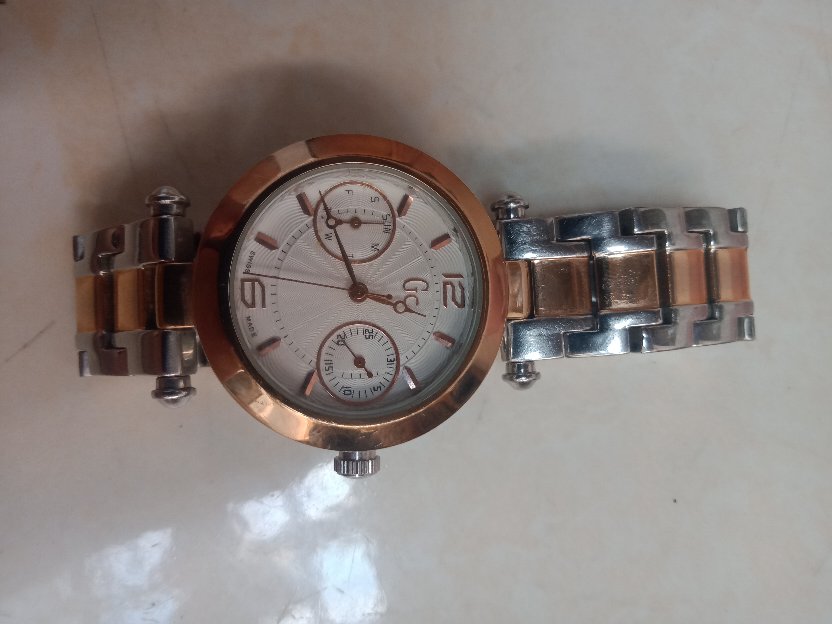 Jam Tangan Wanita Guess Collection