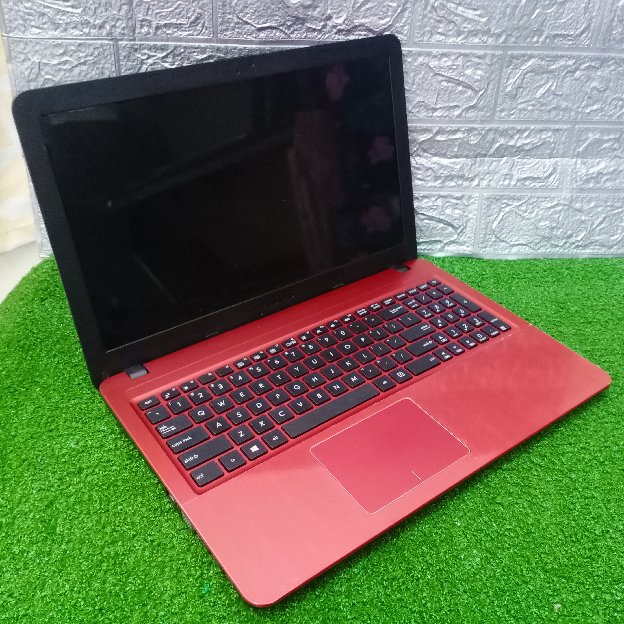 Laptop Asus X540Y