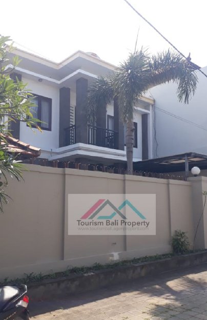 MURAH/ rumah modern minimalis di kawasan Renon Denpasar Bali 