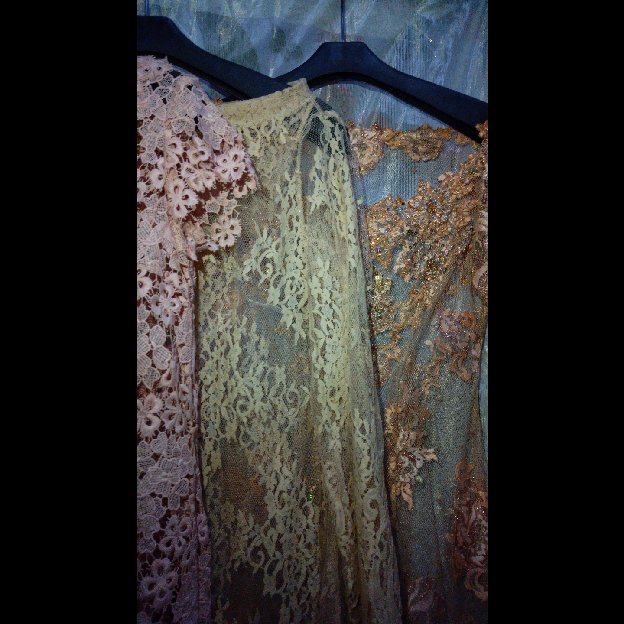 Kebaya Brukat Preloved