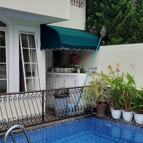 Canopy awning minimalis