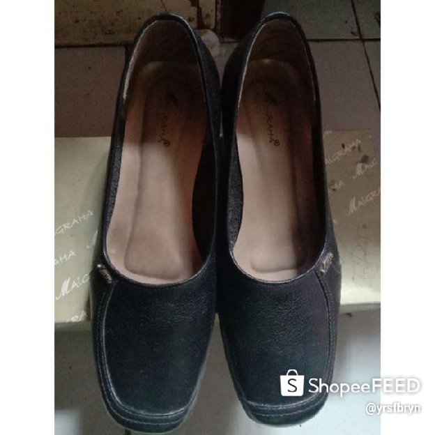 SEPATU WANITA PENTOPEL BEKAS PAKAI MAIGRAHA 