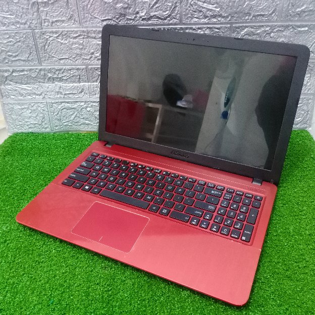 Laptop Asus X540Y