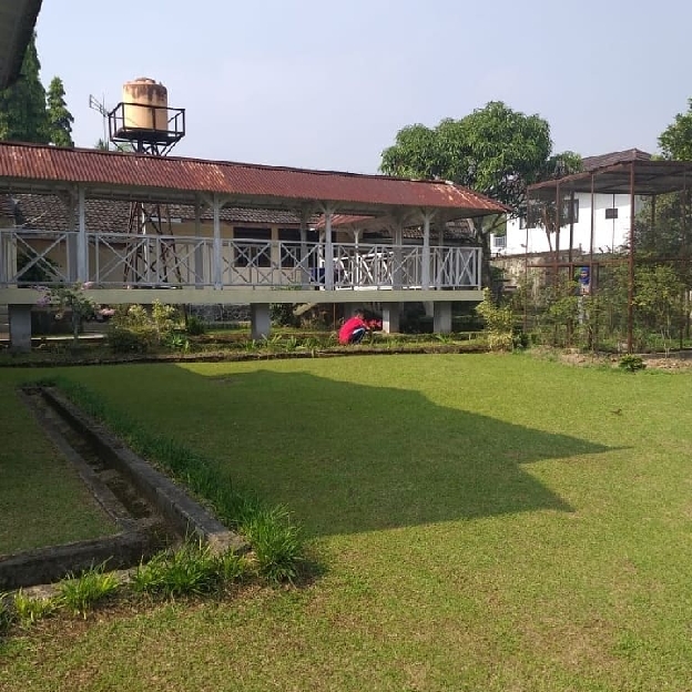 Vila cisarua puncak bogor