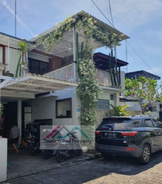 MURAH/ rumah minimalis komplek perumahan elite Tukad balian Renon Denpasar Bali 