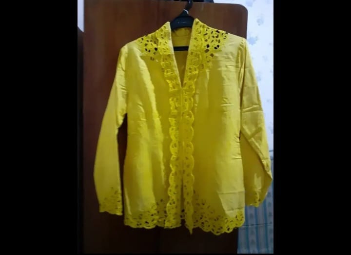 Kebaya anggun