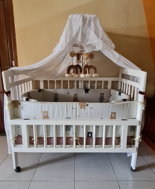 Dijual Box Bayi Kayu Inc Matras Plus Sprei, Kelambu Dan Bumper Box (Tidak Termasuk Gantungan)
