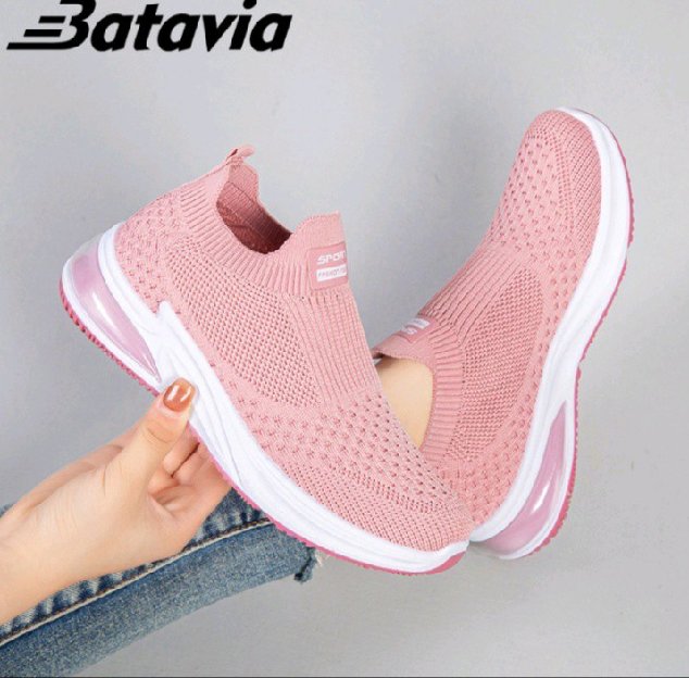 Sepatu Kasual Sneacker Wanita