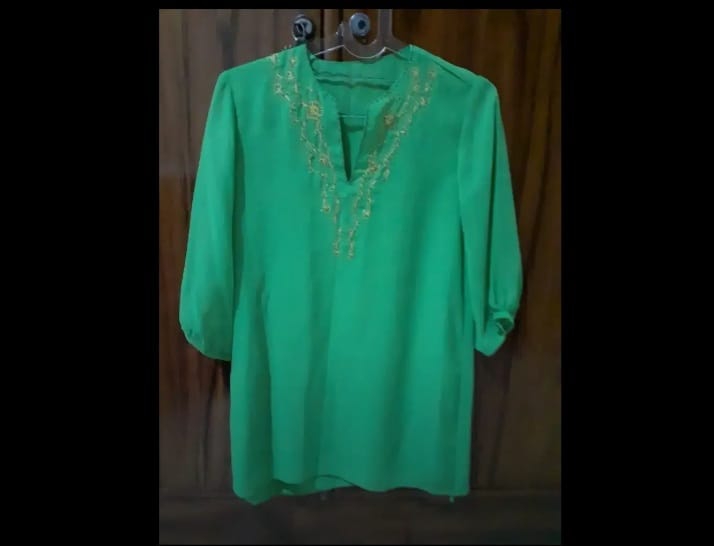 Kebaya anggun