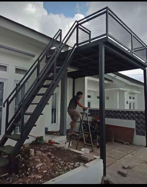 Mezanine atau kanopi balkon