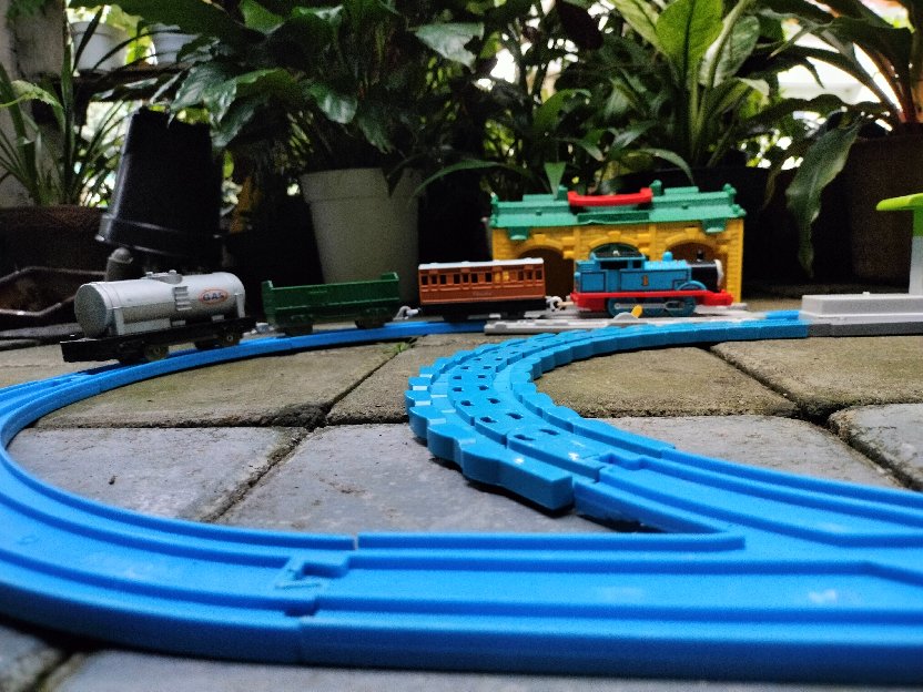 set kereta tomas