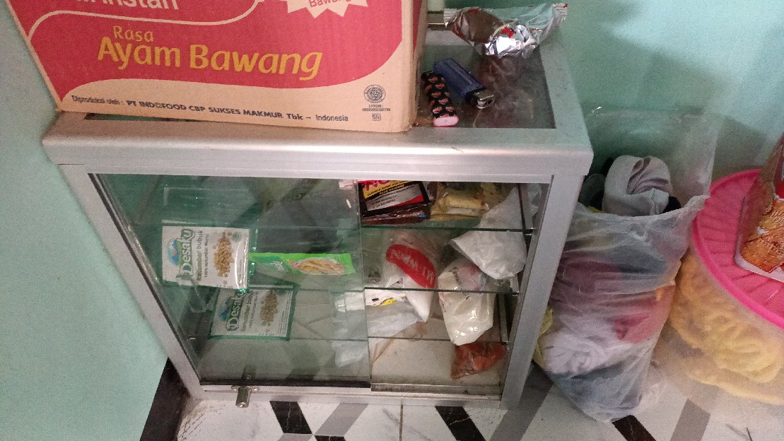 Etalase Roko 2 Pintu Sleding