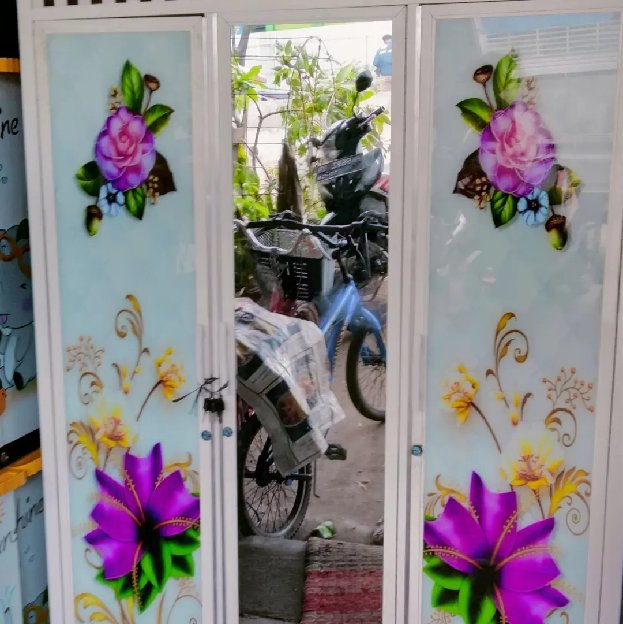 Lemari Alumunium 3 Pintu 