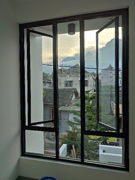 Kusen Aluminium Pintu Jendela Dan Kaca 
