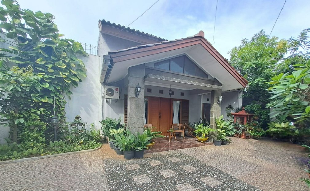 Dijual Rumah Artis 1 1/2 Lt Kokoh Dkt Galaxy Jaka Setia Bekasi Selatan 