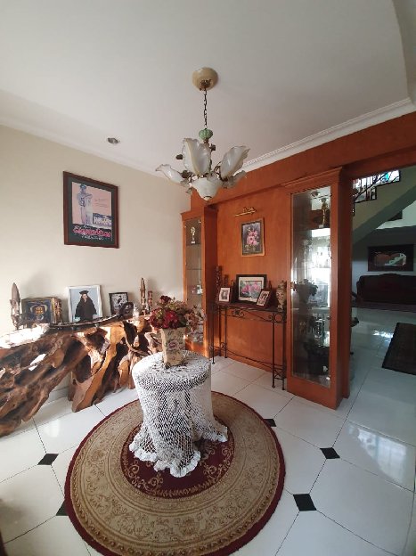 Rumah Asri Terawat 2 Lantai SHM Puri Bintaro Tangerang Selatan