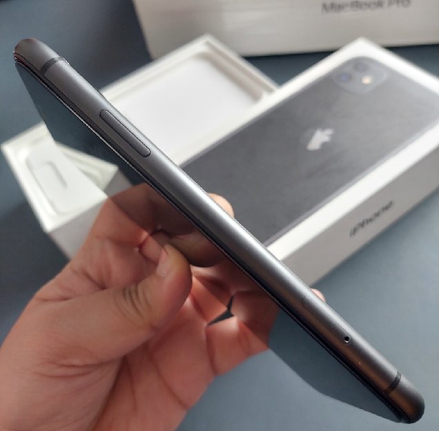 IPHONE 11 BLACK 64GB EX GARANSI RESMI IBOX