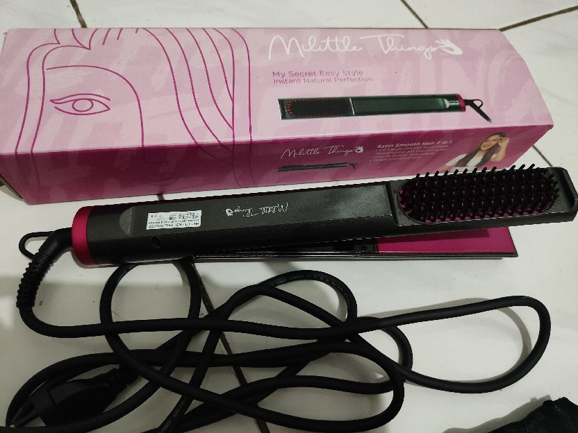 Milittle Things - Catokan Sisir Rambut / Hair Straightener 2 In 1 (Aksesoris)