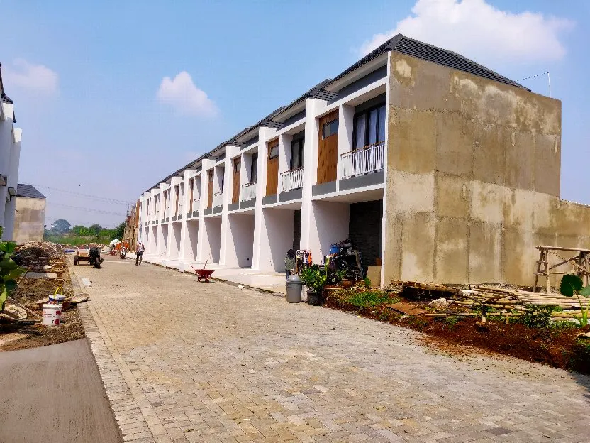 Rumah 2 lantai siap huni di pamulang
