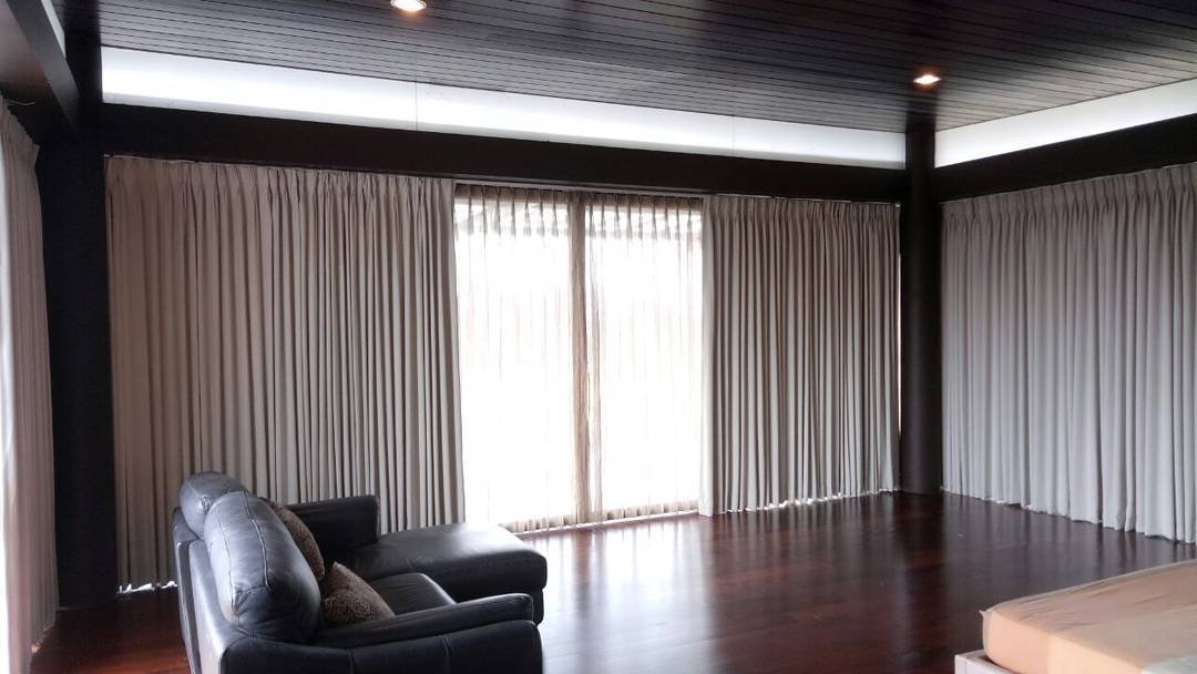 Melayani Pemesanan Gorden rumah & Apartemen Gorden Free Survey .