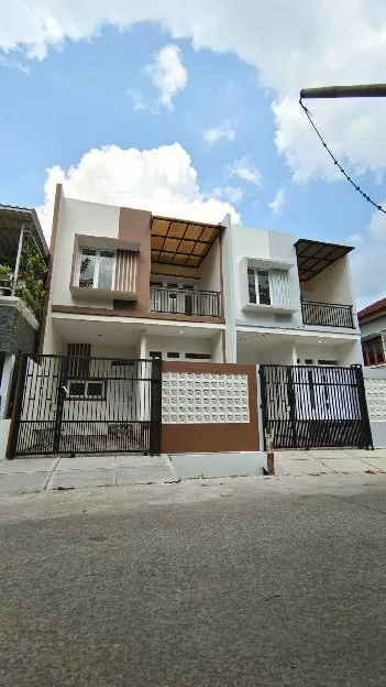 Rumah Baru Minimalis Cantik, Sangat Strategis Real Dlm Perumahan Grand Galaxy City  Bekasi Selatan