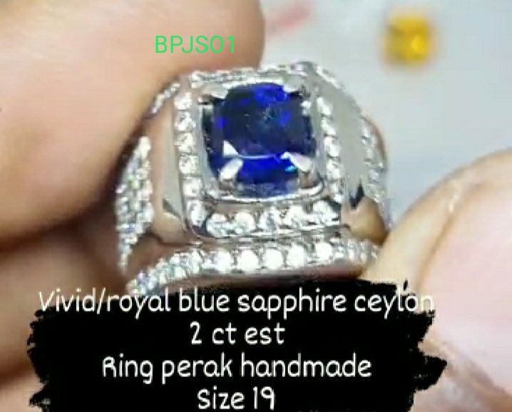 BLUE sapphire Srilanka bersertifikat 