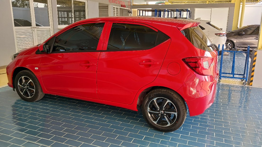 Honda Brio satya 1.2 CVT