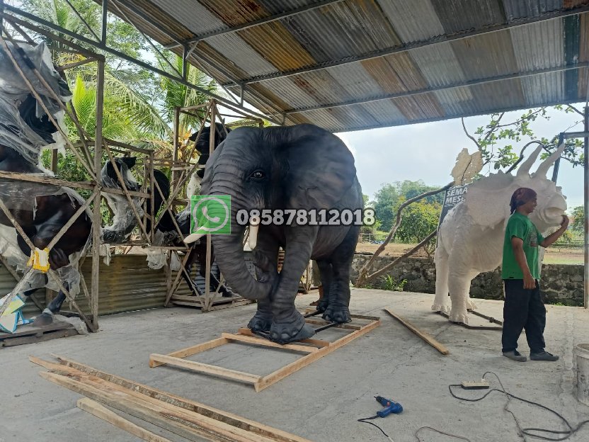 Patung Gajah