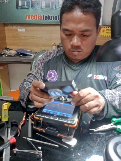 Workshop Splicer Repair 