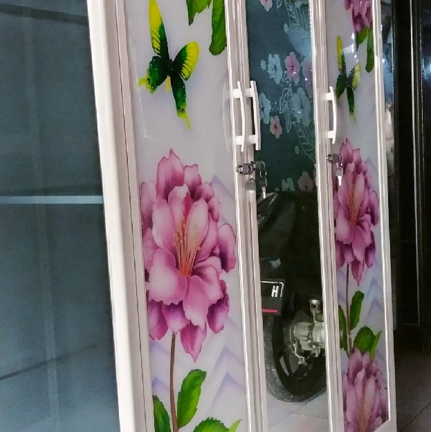 Lemari Alumunium Pintu 3