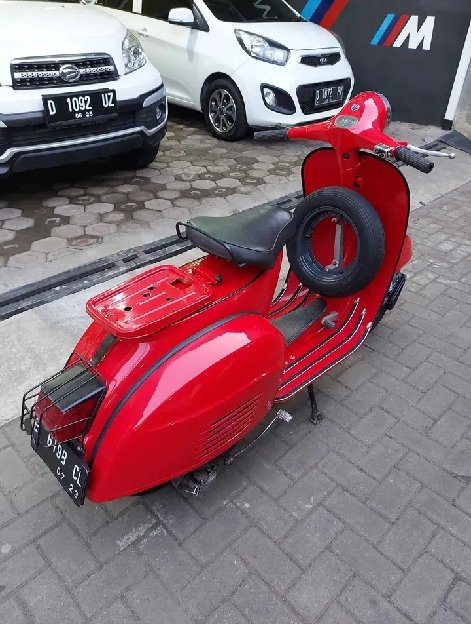 Vespa tahun 1978 mulus