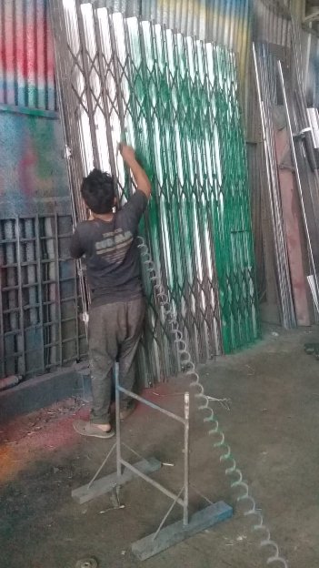 081310150492 service rollingdoor manual Ranca gong kemuning Serdang wetan Mauk banyu asih Ketapang 