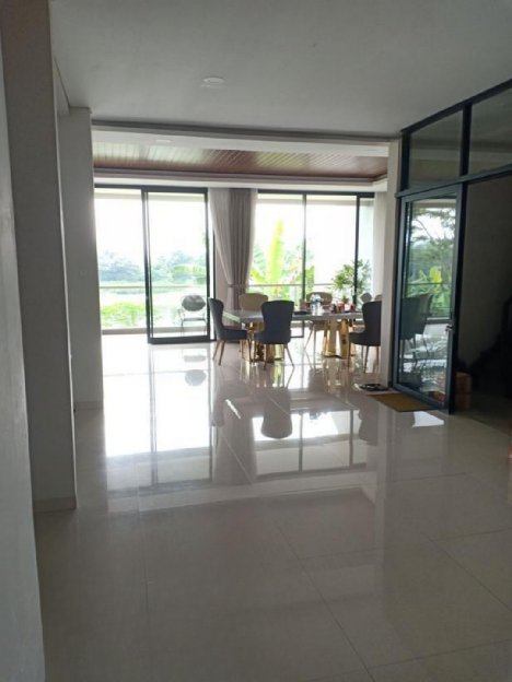Rumah Modern Tropis Nyaman Cluster Premium KBP Bandung Barat