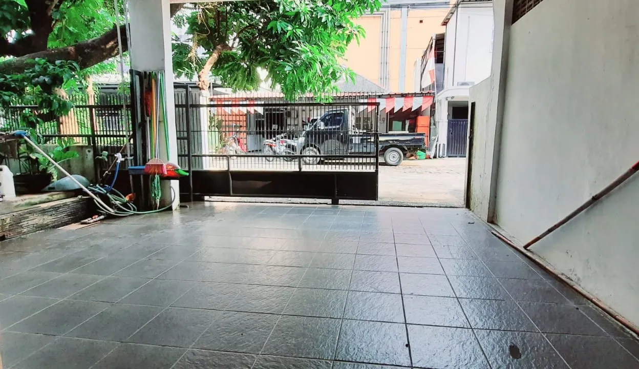 Jual Rumah di Jalan RS Polri Kramat Jati Kota Jakarta Timur