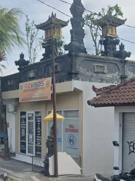 Dijual 3,78 are, Free 3 Unit RUKO, Jl. Gn. Athena Seminyak Padangsambian KLOD Denpasar