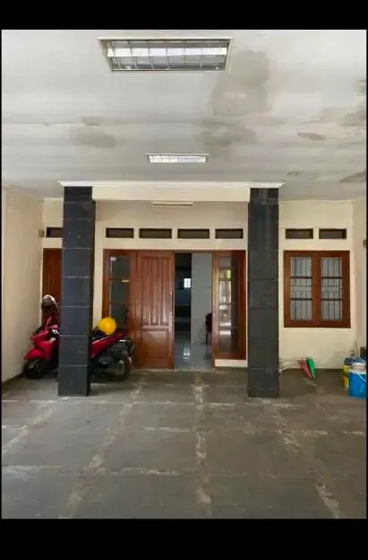 Rumah Bagus Strategis Disewakan