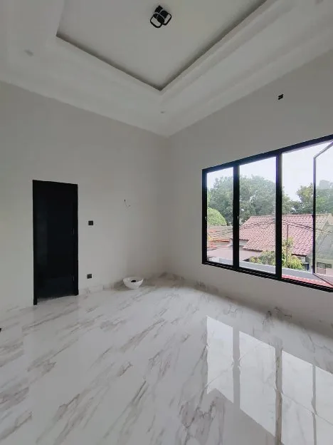 rumah baru siap huni di Griyaloka BSD 