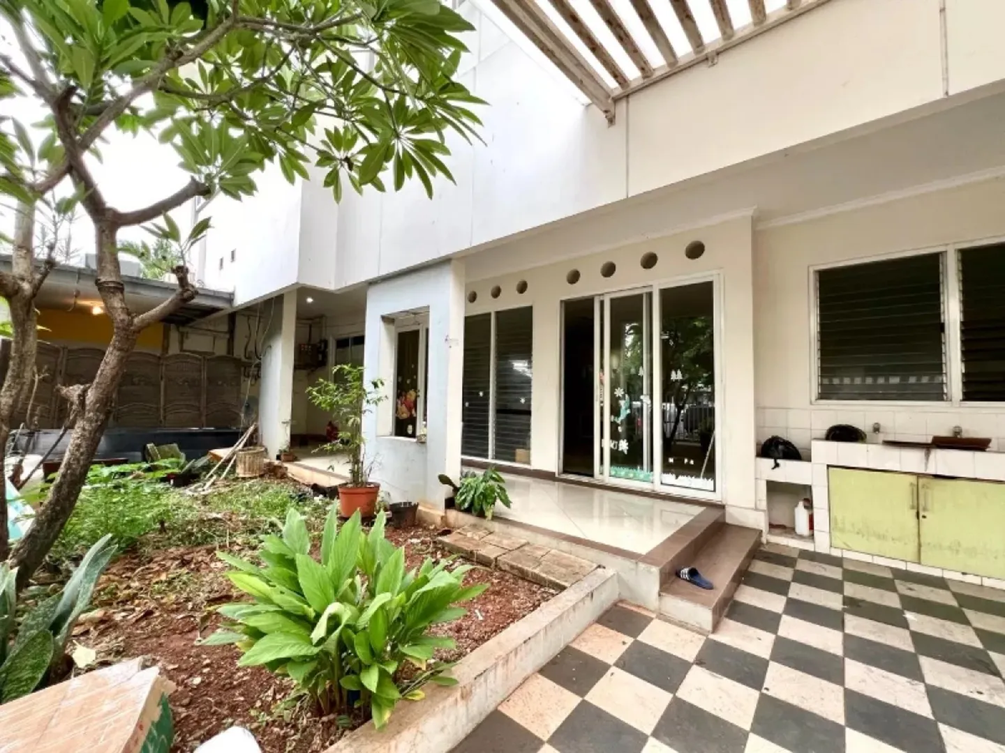 Jual Rumah Kos Kosan Strategis di Percetakan Negara Kota Jakarta Pusat