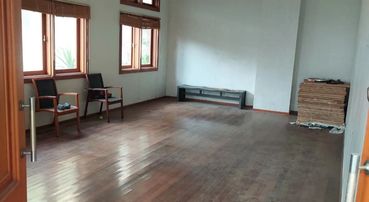 Dijual Rumah Mewah di Perum Villa Tidar Indah Kota Malang