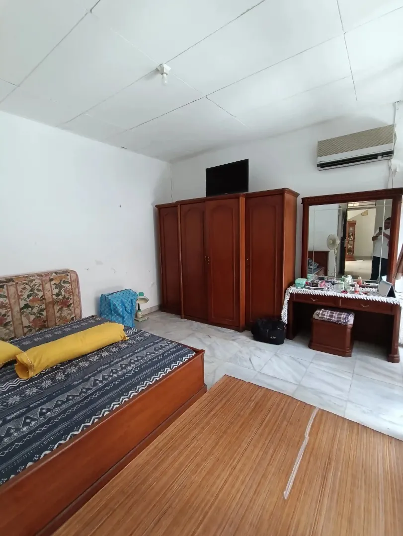 Jual Rumah Bagus Kawasan Bukit Kemanggisan Indah Jakarta Barat