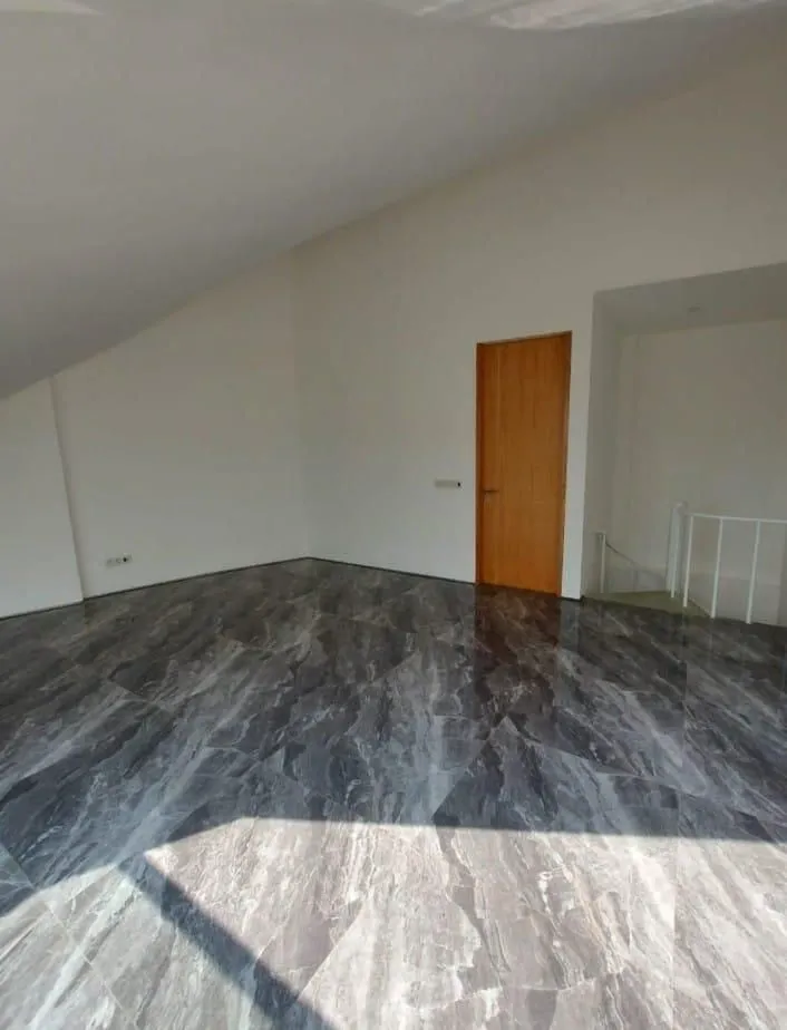 Rumah baru desain tropical modern siap huni di pondok indah jakarta selatan