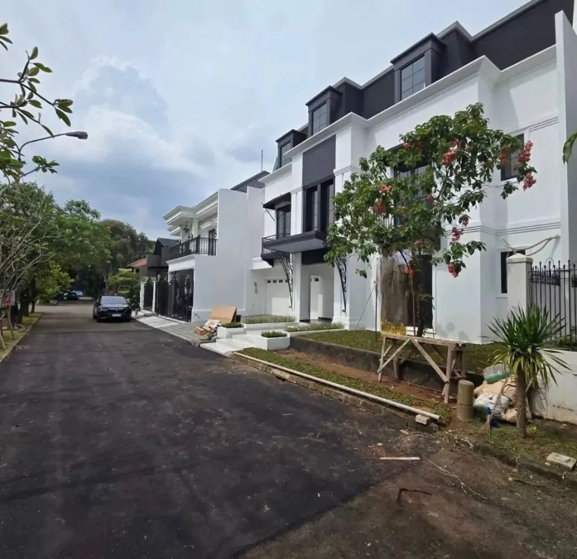 Rumah mewah classic modern siap huni di bintaro sektor 9