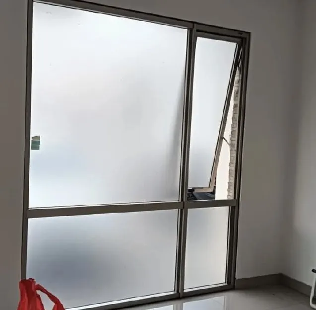 pasang sticker kaca rumah, ruko, gedung, depok