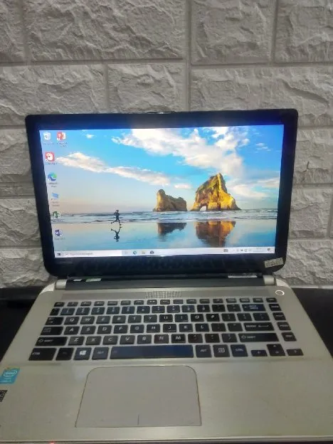 jual cepet Thosiba satelit