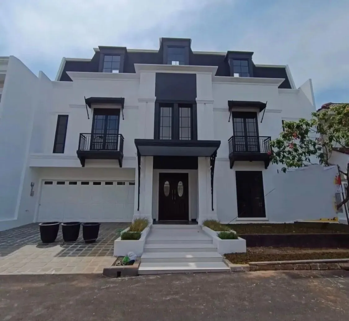 Rumah mewah classic modern siap huni di bintaro sektor 9