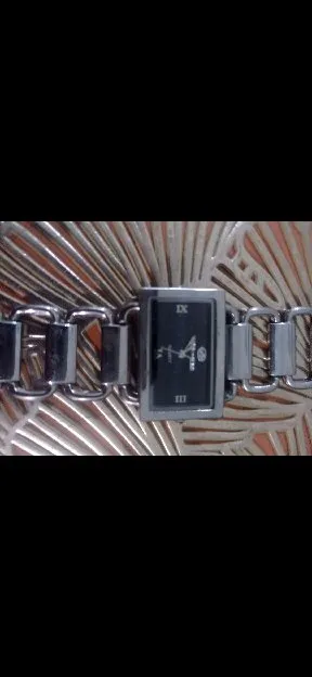 jam tangan wanita quart accent ond design