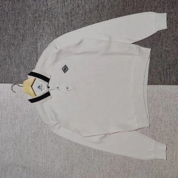 Jaket Sweaters Lacoste LIVE Boxy colour White Size M preloved