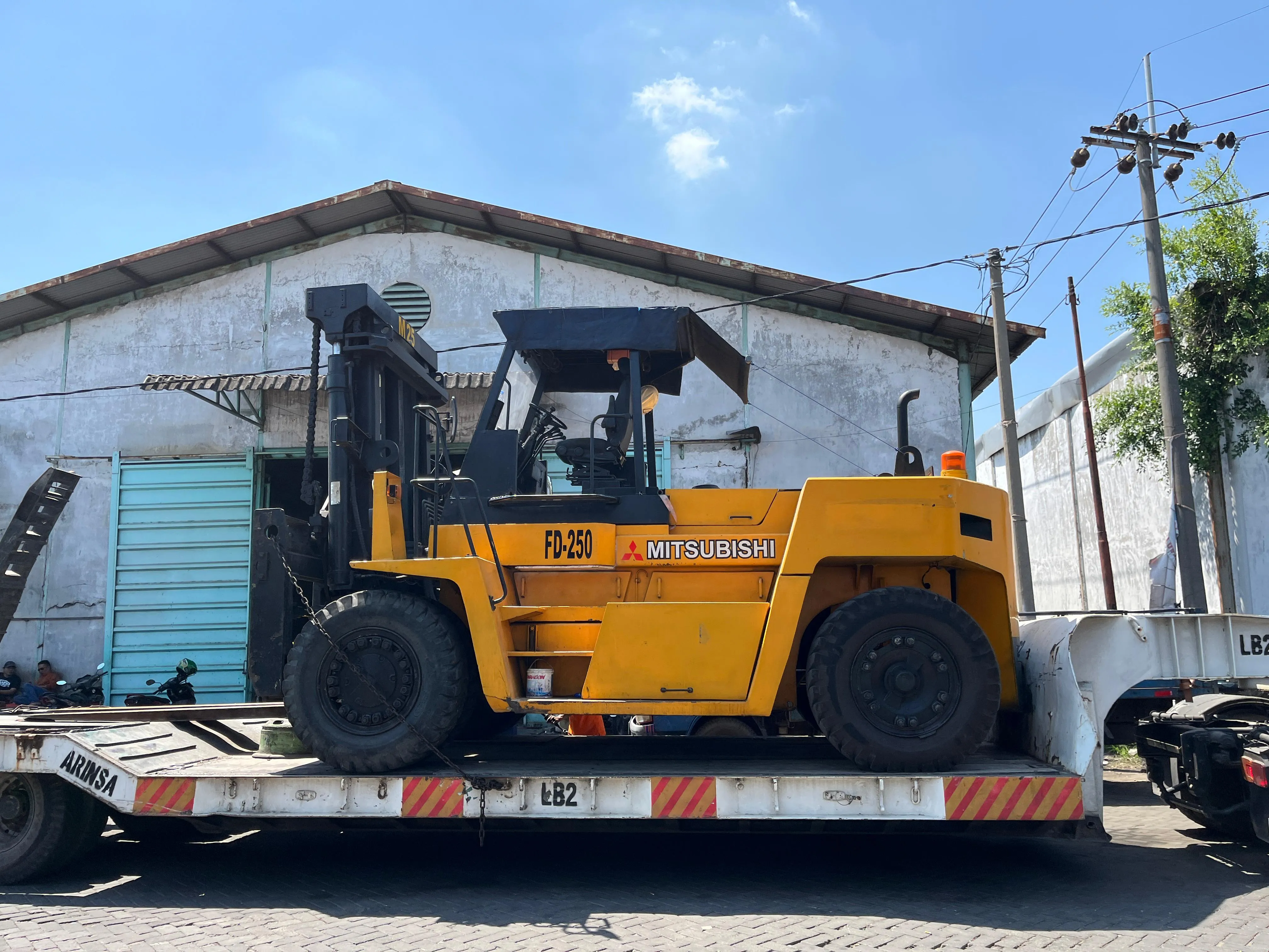 Promo Sewa Forklift Pakal Benowo Lengkap 3 - 25 ton