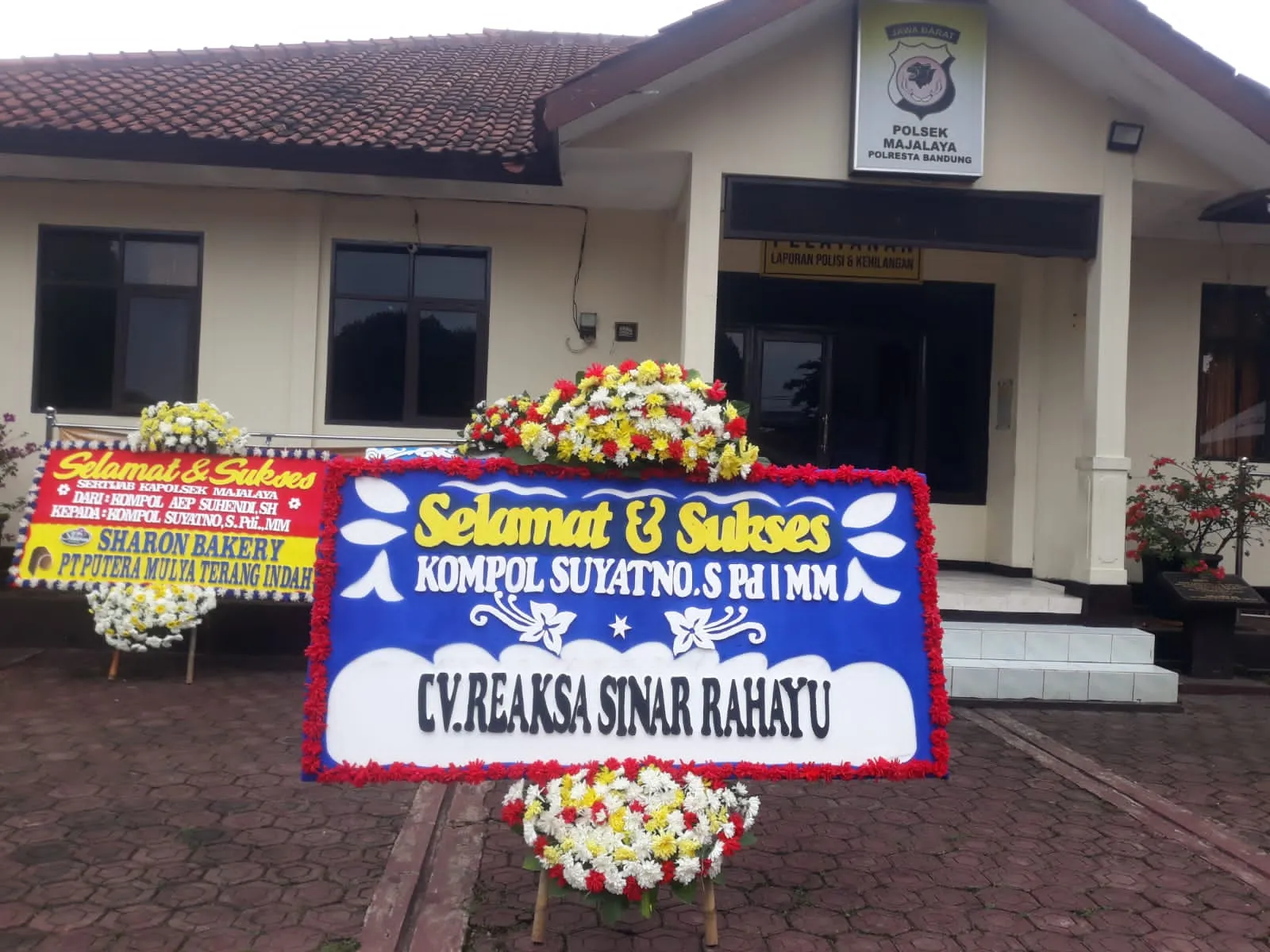 Toko bunga papan majalaya